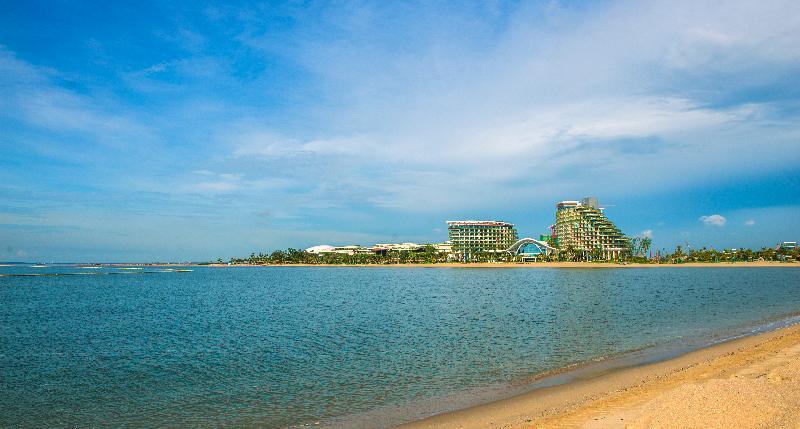 Forest City Marina Hotel Ґеланґ-Патаг Екстер'єр фото